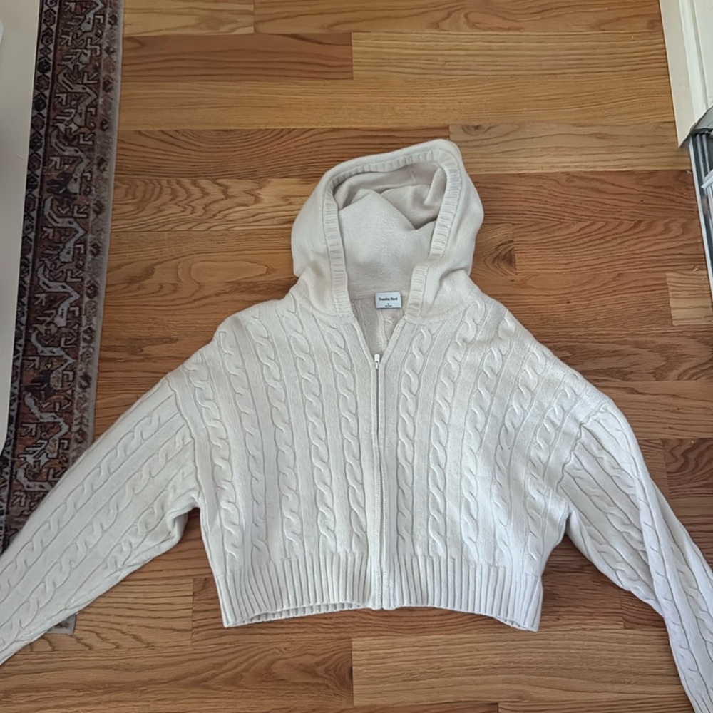 Aritzia sunday best cable kit hoodie sweater